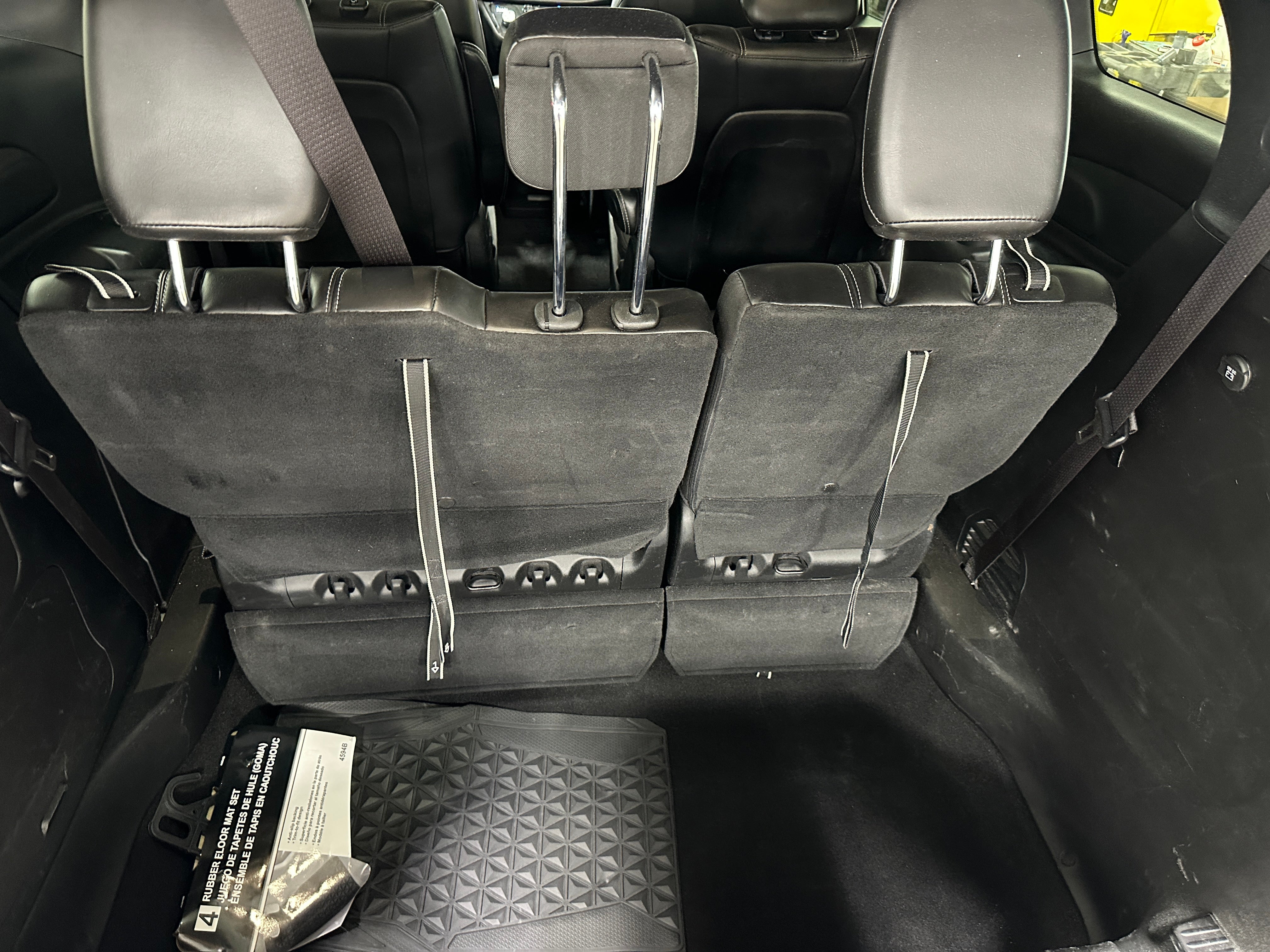 chrysler pacifica phev 2024 2C4RC1S73RR112163 image chrysler pacifica phev 2024 2C4RC1S73RR112163 image
